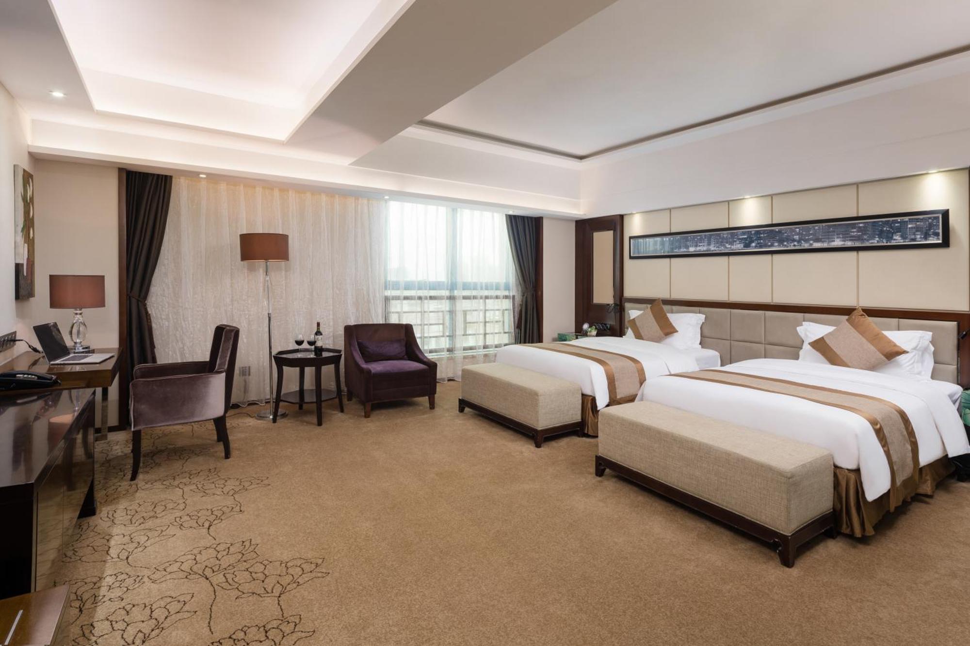 Maoming International Hotel エクステリア 写真