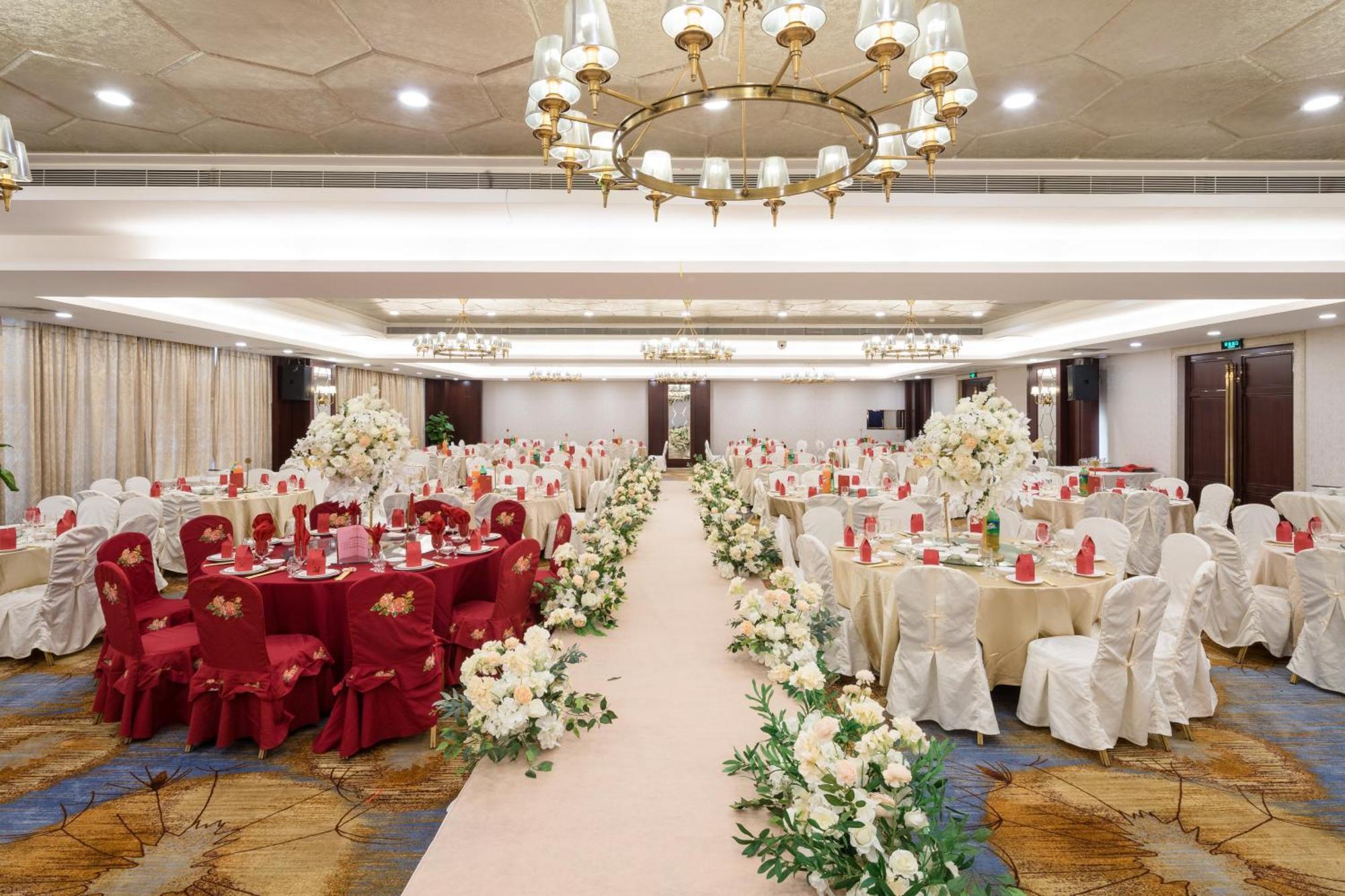 Maoming International Hotel エクステリア 写真