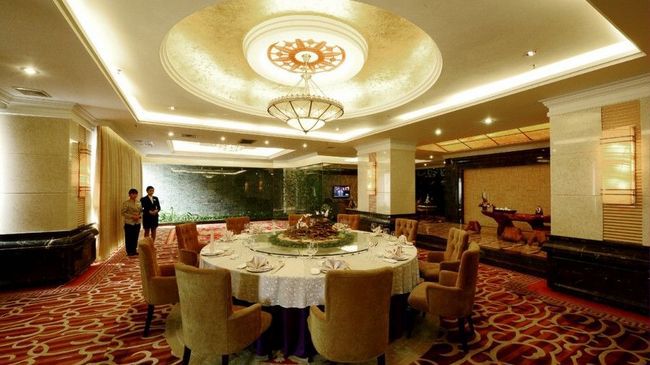 Maoming International Hotel レストラン 写真